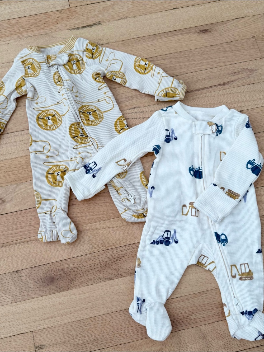 CARTERS Footed Pajamas